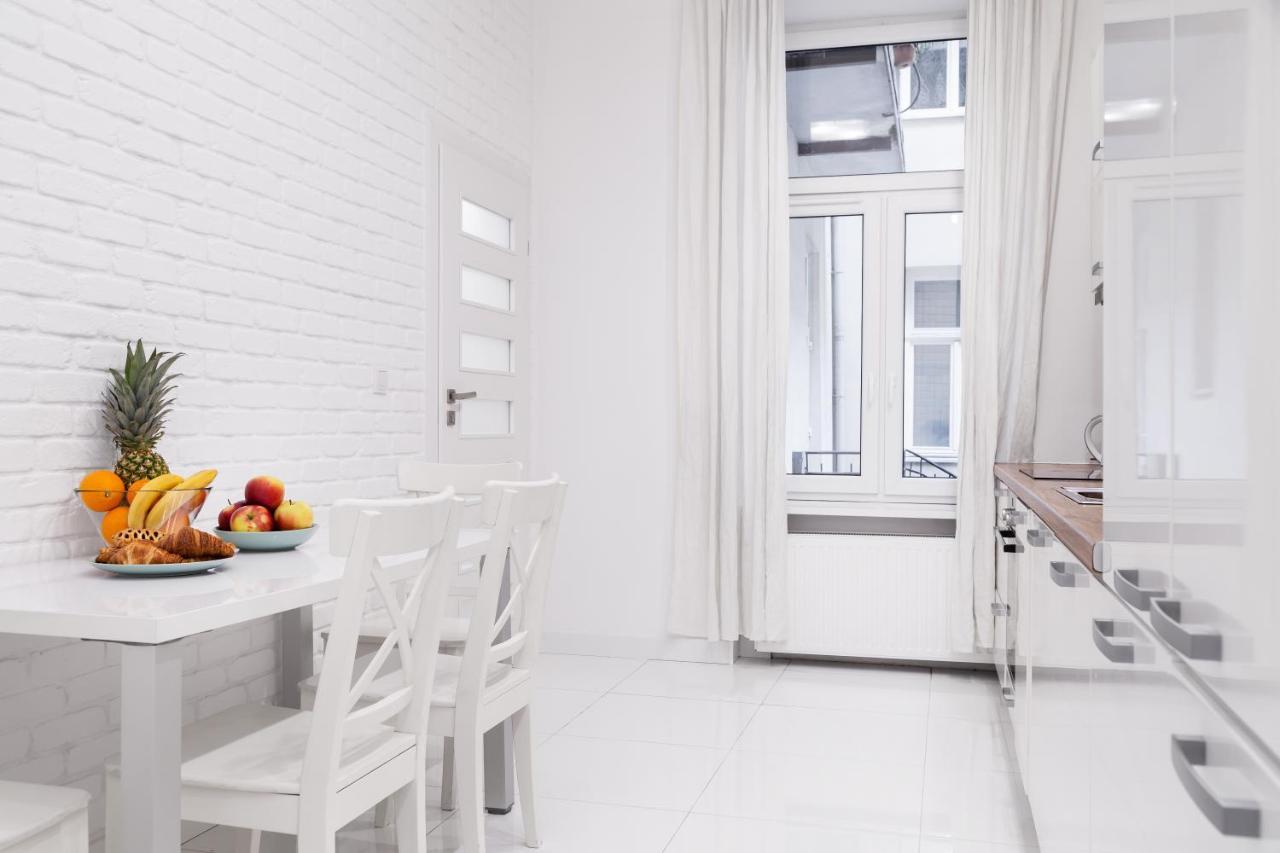 Househost Apartment: Bonerowska 5/11 Krakow Exterior photo